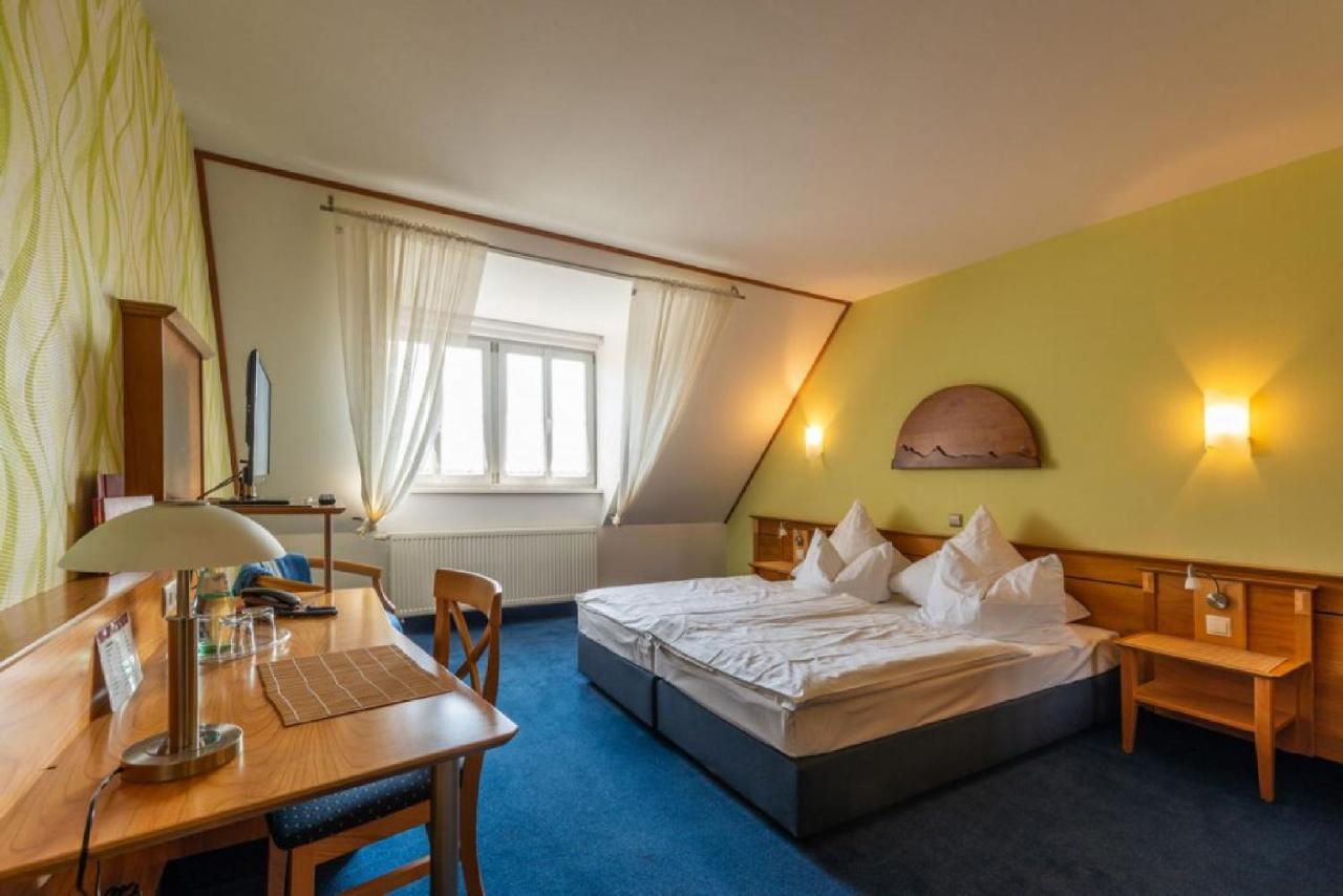 Biobausewein Wein Hotel Leben Iphofen Ngoại thất bức ảnh